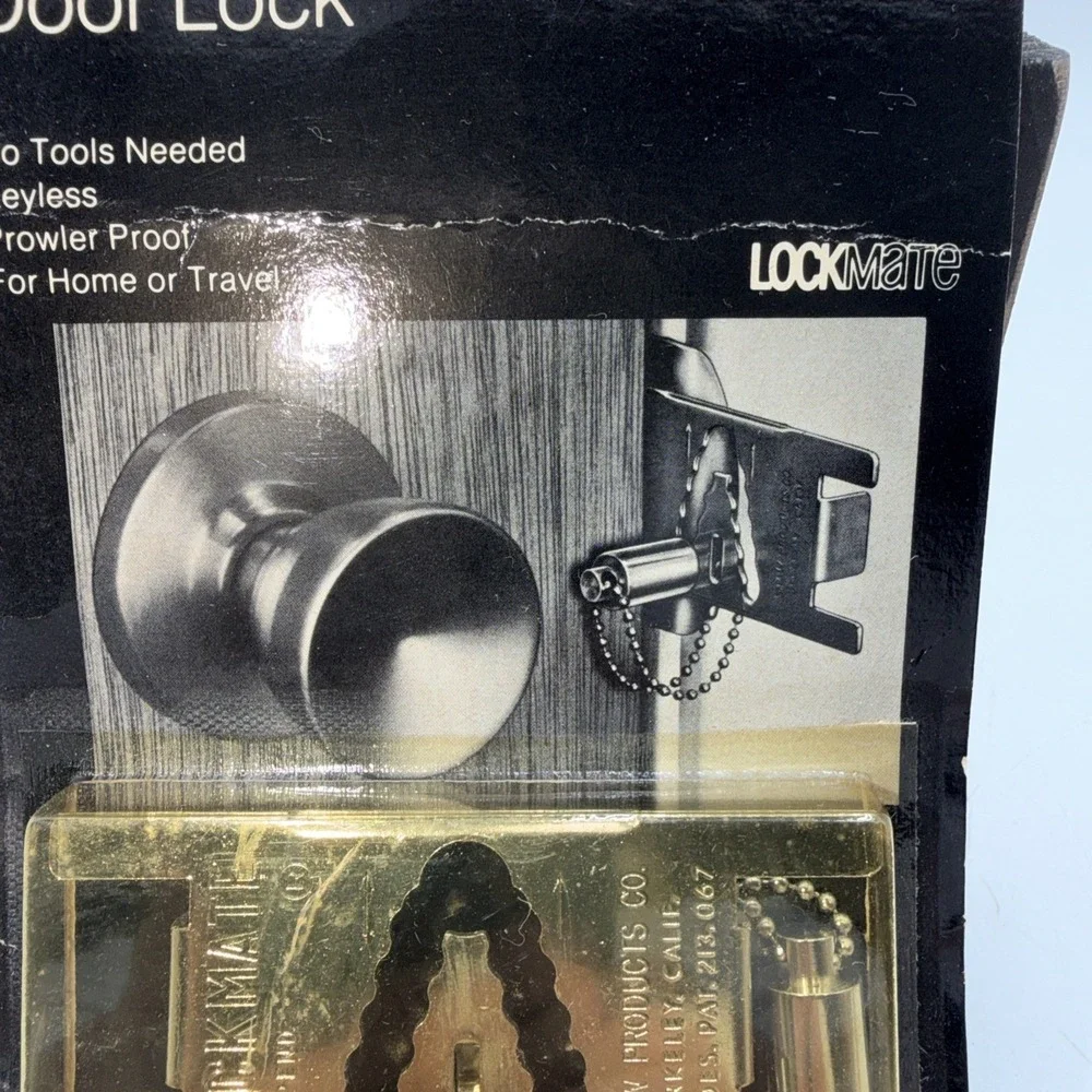 Lockmate Vintage Shaw Products Portable Security Door Lock New Old Stock 1970's